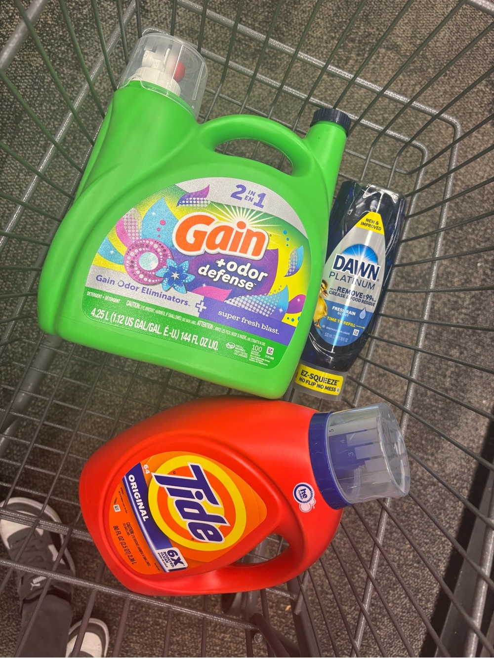2-in-1 Odor Defense Laundry Detergent - Green